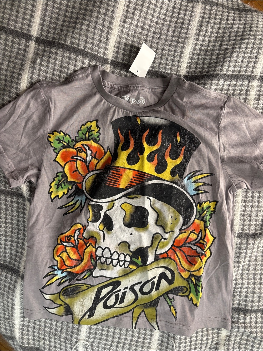 Rue21 Light Gray Skull Graphic Crop Top with Orange & Yellow Accents